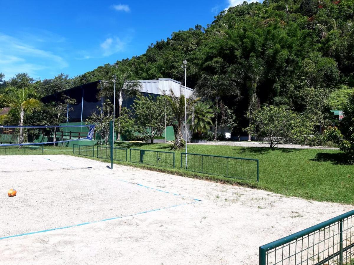Condominio Com Muita Diversao Toninhas 乌巴图巴 外观 照片