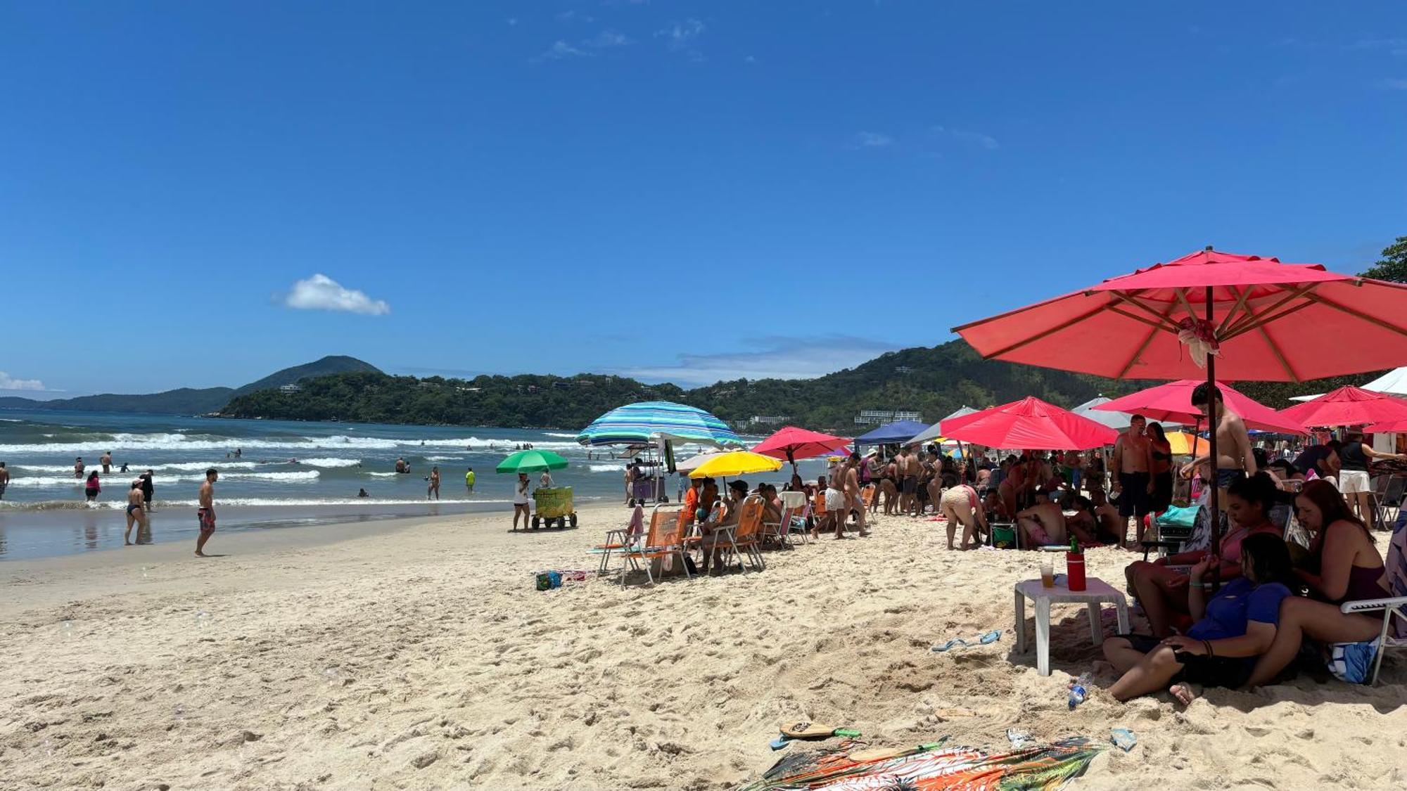 Condominio Com Muita Diversao Toninhas 乌巴图巴 外观 照片